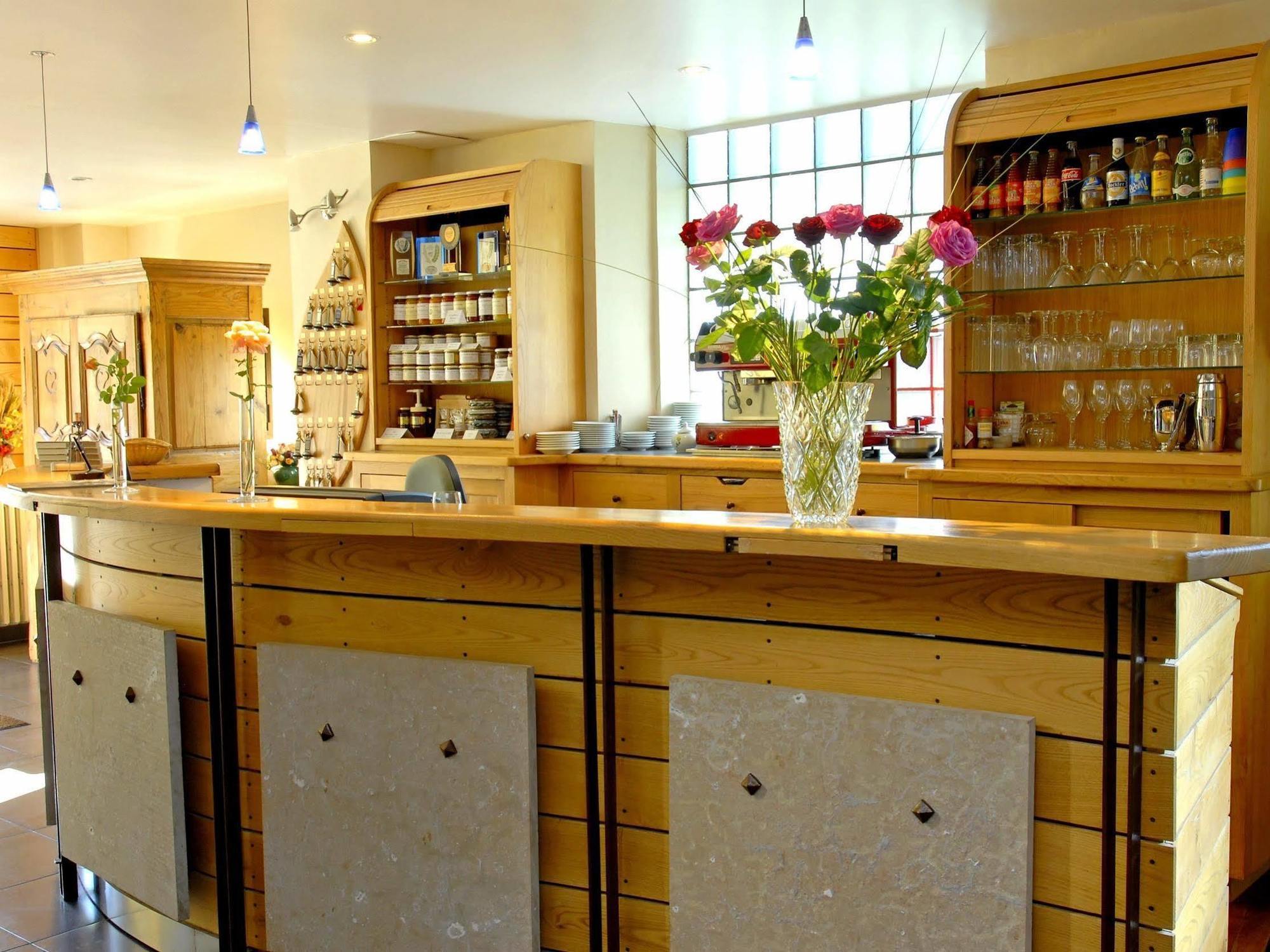 Logis Hotel Restaurant Des Gorges Du Tarn Florac Bagian luar foto